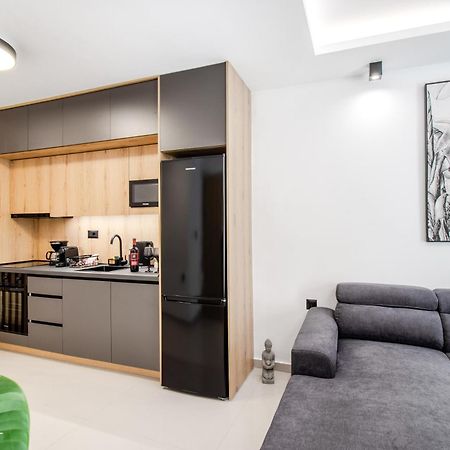 New Luxury Apartment Near Center With Garden View Bendevís Extérieur photo